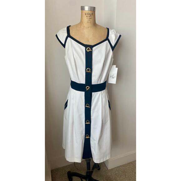 Chetta B Dresses & Skirts - Chetta B Black & White Cotton Blend Shirt Dress With Gold Toggles size 6 nwt
